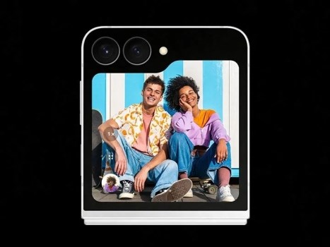 Samsung Galaxy Z Flip7 FE detailnější selfies